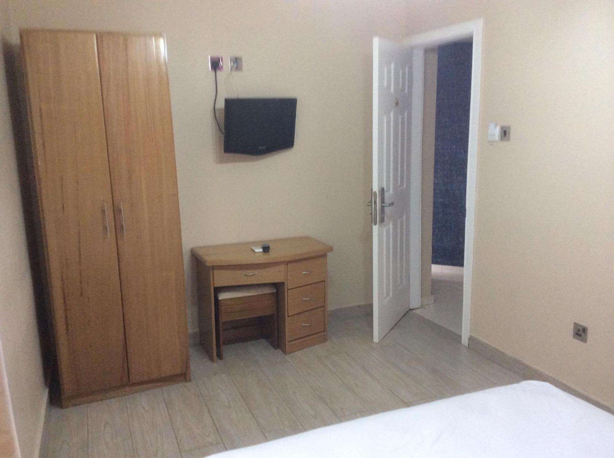 Tropical Enclave Hotel Accra Room photo