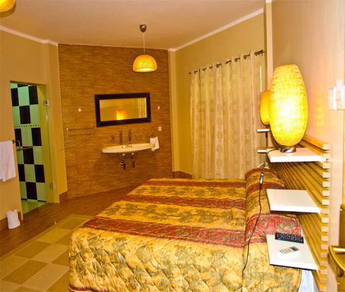 Tropical Enclave Hotel Accra Exterior photo